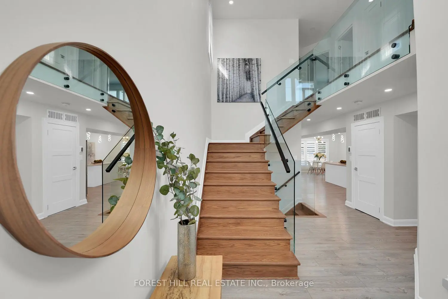 Additional image 2 of 5515 Glenholme Avenue