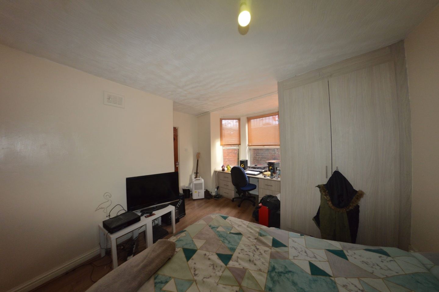 Additional image 2 of 2 Bed Flat, Victoria Road, LS6, N1 7GU