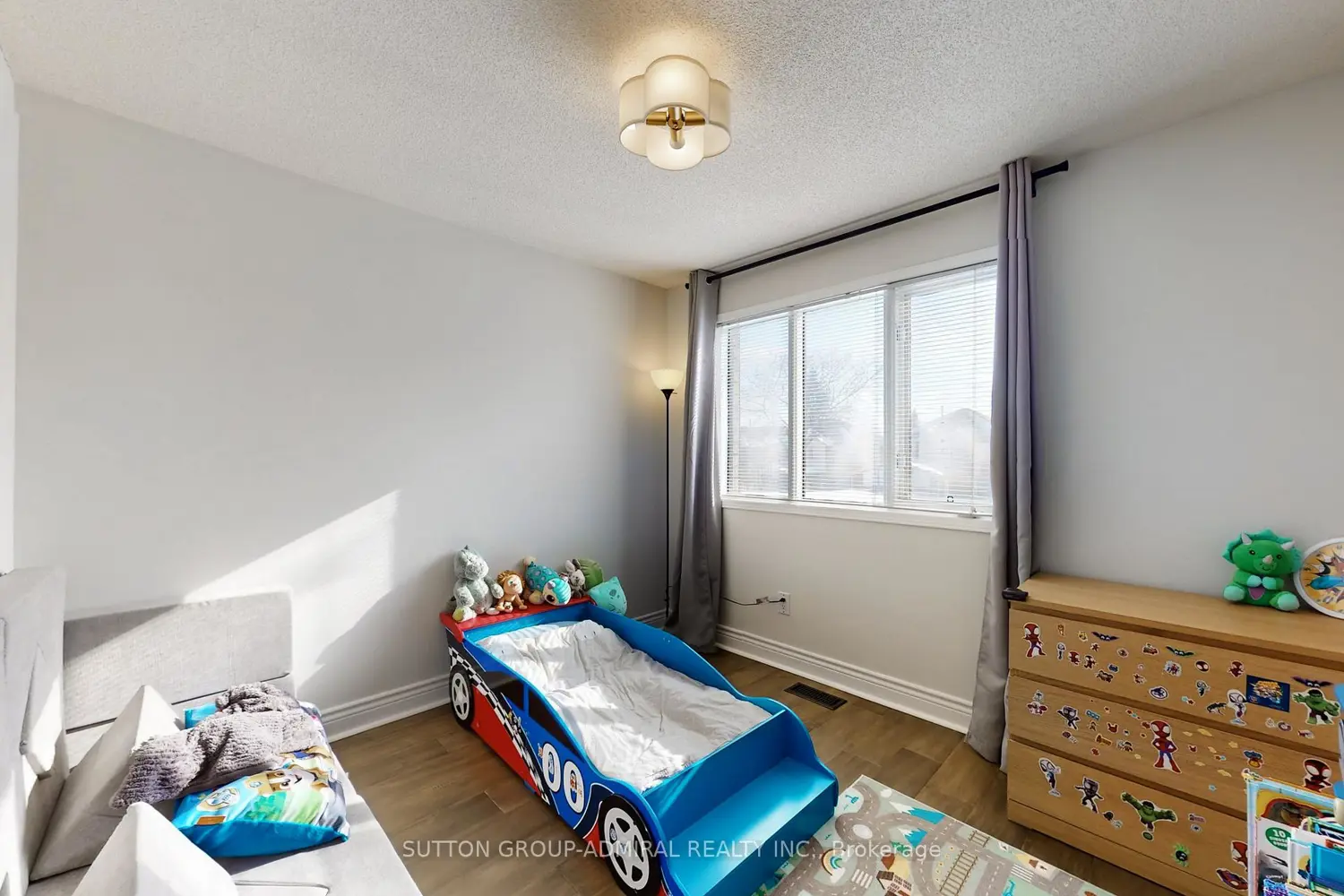 Additional image 16 of 284 Lancrest Street