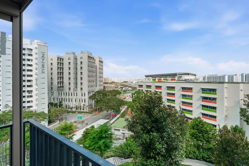 Additional image 15 of 74 Compassvale Bow