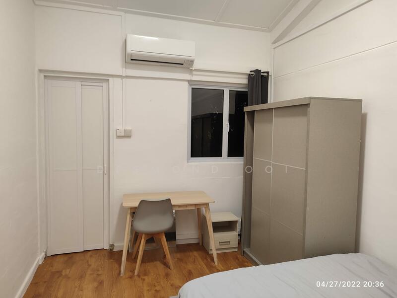 501 West Coast Drive