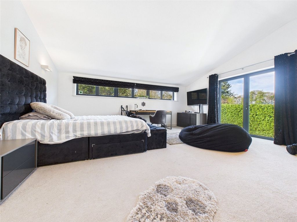 Additional image 16 of 5 bed detached house for saleAshford Hill Road, Headley, Thatcham, Hampshire RG19