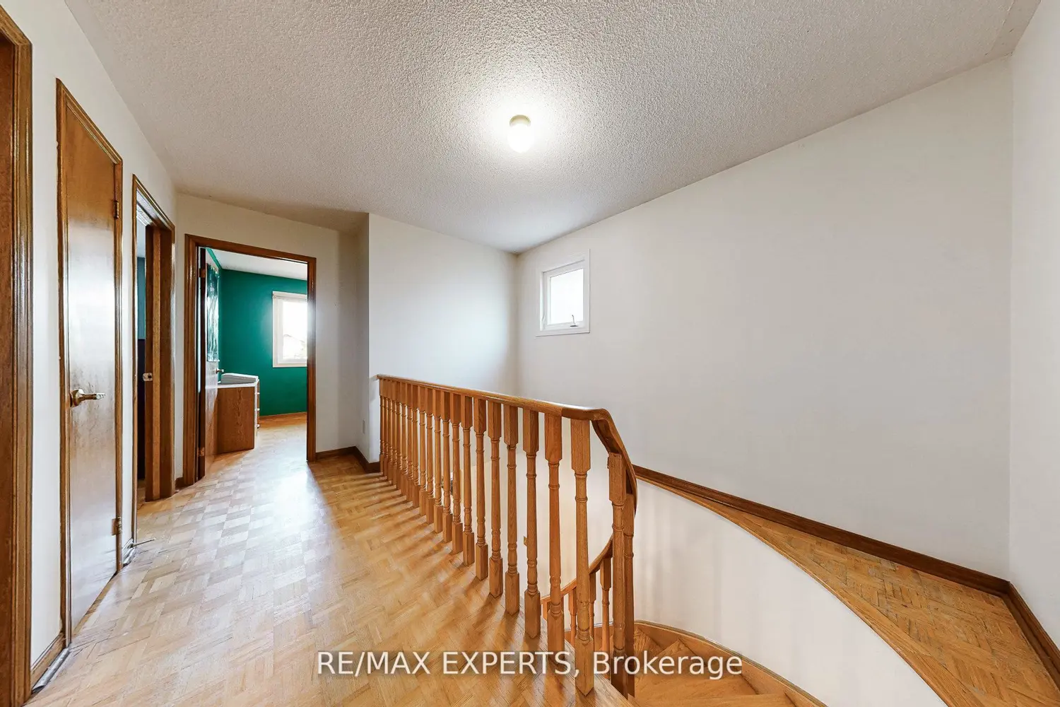 Additional image 11 of 47 Velvet Crescent