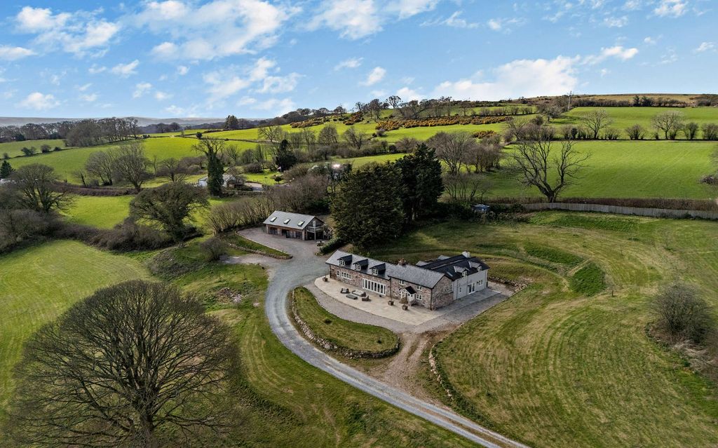 Additional image 4 of 5 bed detached house for saleTrefonen, Oswestry, Shropshire SY10
