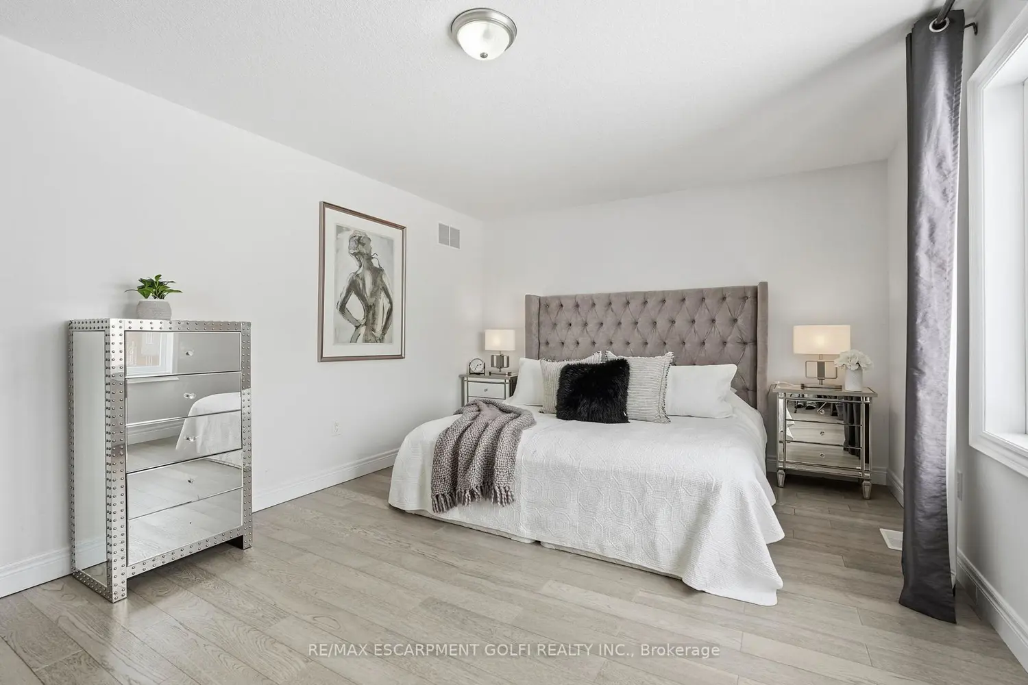 Additional image 18 of 123 Dulgaren Street