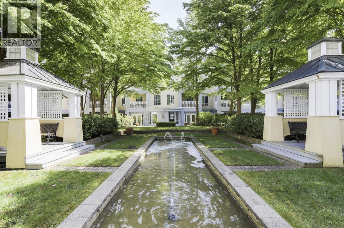 2xx-5835 HAMPTON PLACE