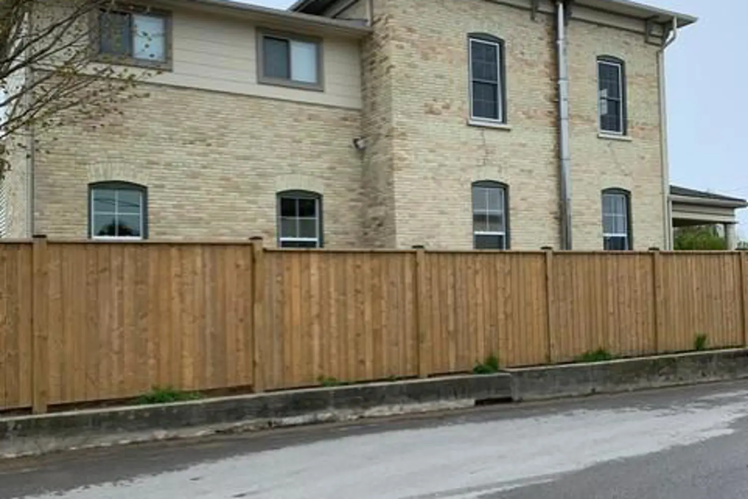 Additional image 18 of 433 Broadway Street