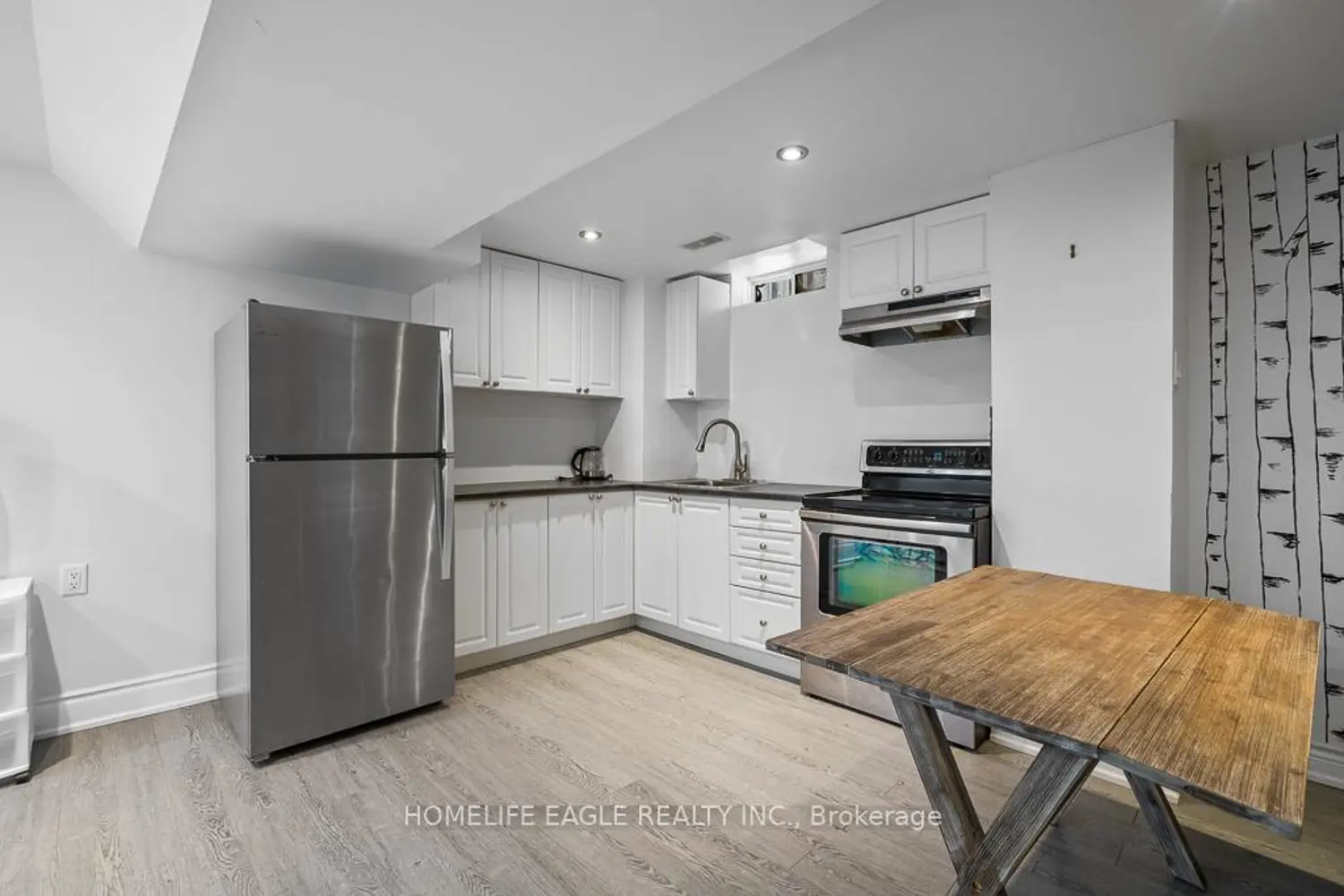 Additional image 15 of 98 Lowther Avenue