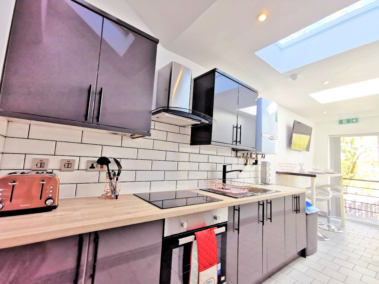 Additional image 2 of Room in a Shared House, West Boulevard, B32, N1 7GU