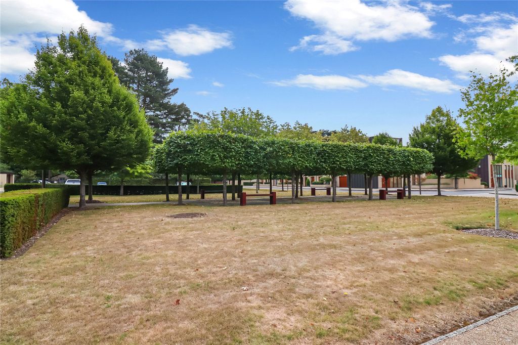 Additional image 14 of 2 bed flat for saleCliveden Gages, Taplow, Buckinghamshire SL6