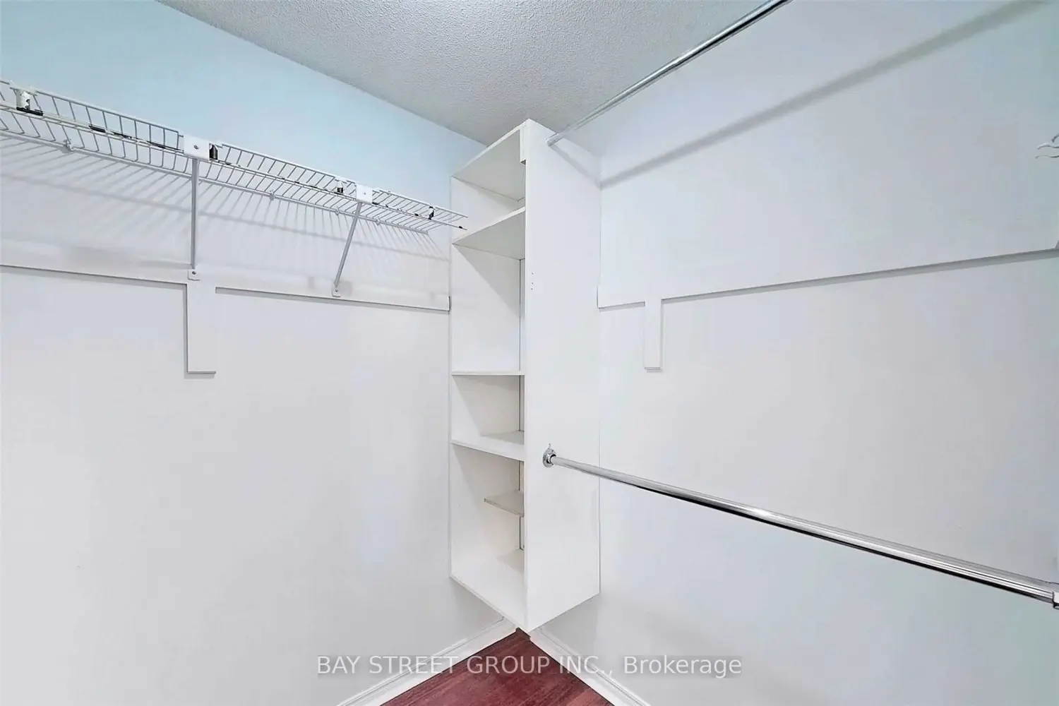 Additional image 8 of 189 Martindale Avenue