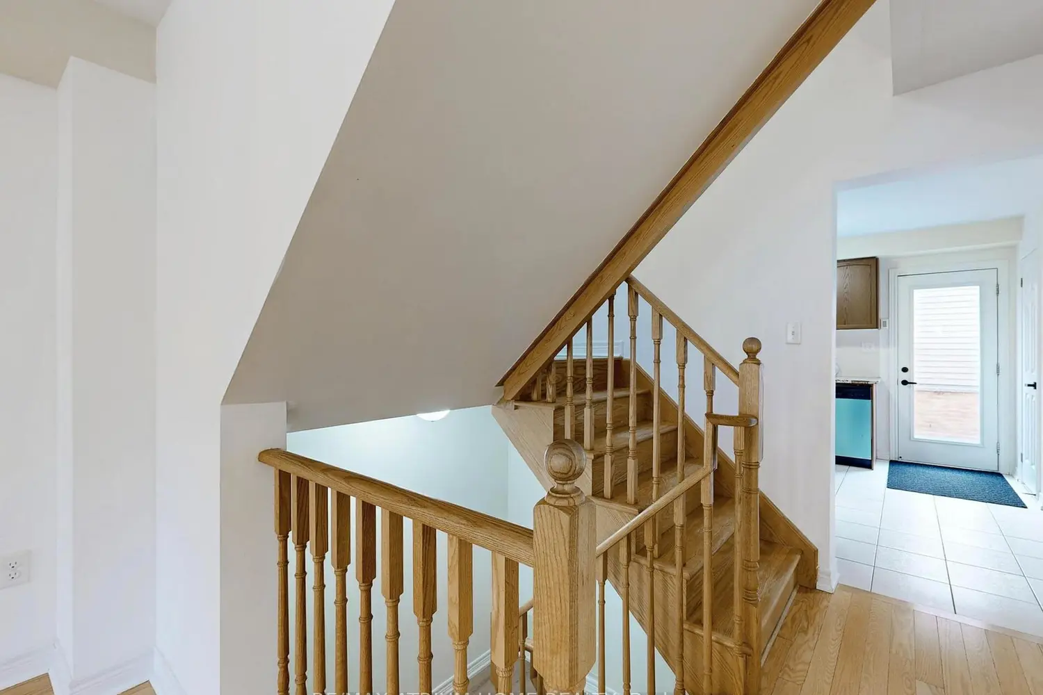 Additional image 3 of 17 Kawneer Terrace