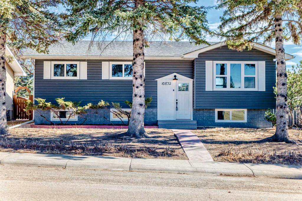 10832 7 Street SW, Calgary, AB, T2W 0G5