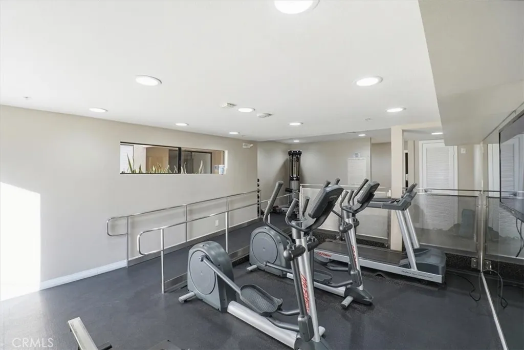 Additional image 83 of 7320 Hawthorn Boulevard Unit 108, Los Angeles, CA 90046