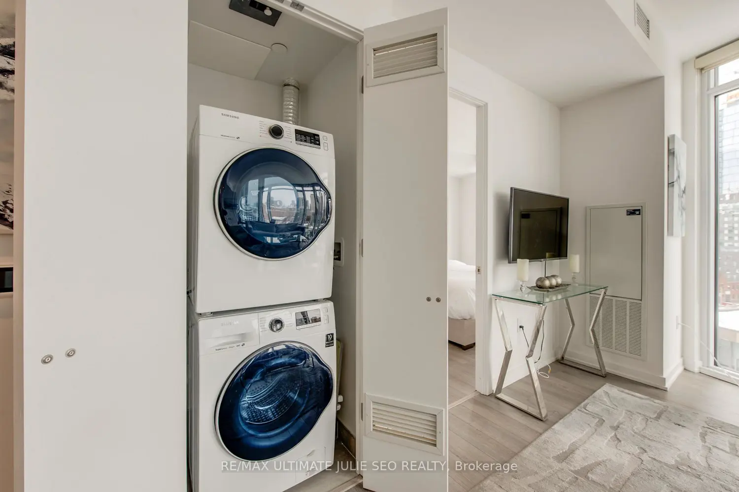 Additional image 3 of 50 Power Street 713