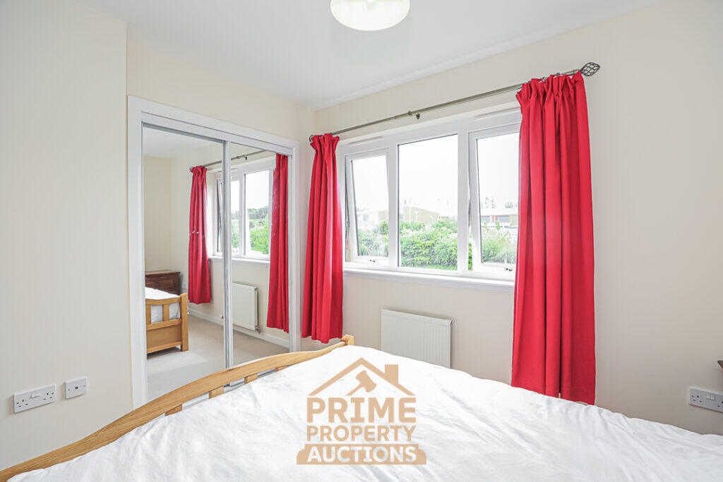 Additional image 9 of montrose