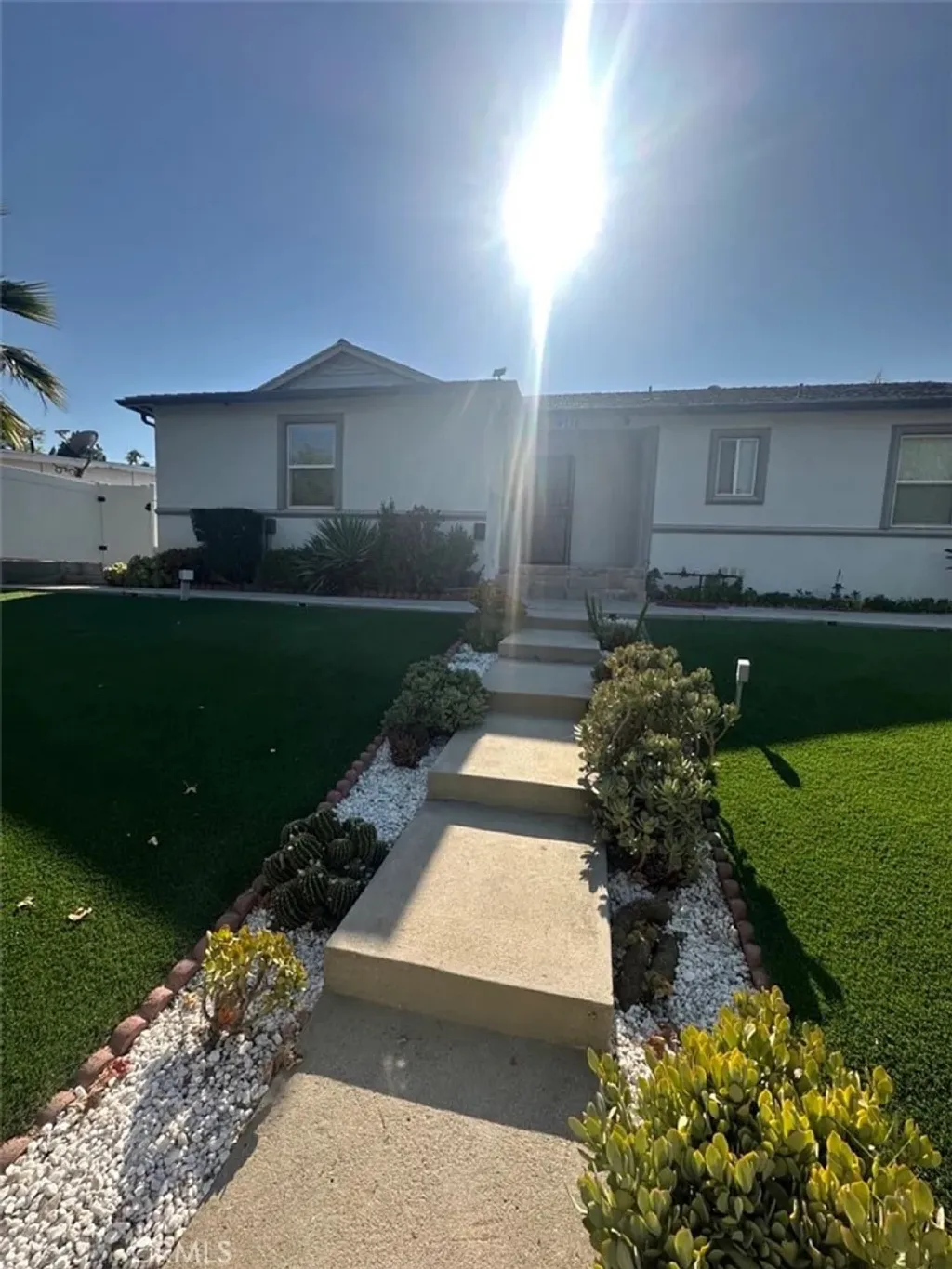 Additional image 3 of 9711 Hayvenhurst Ave, Northridge, CA 91343