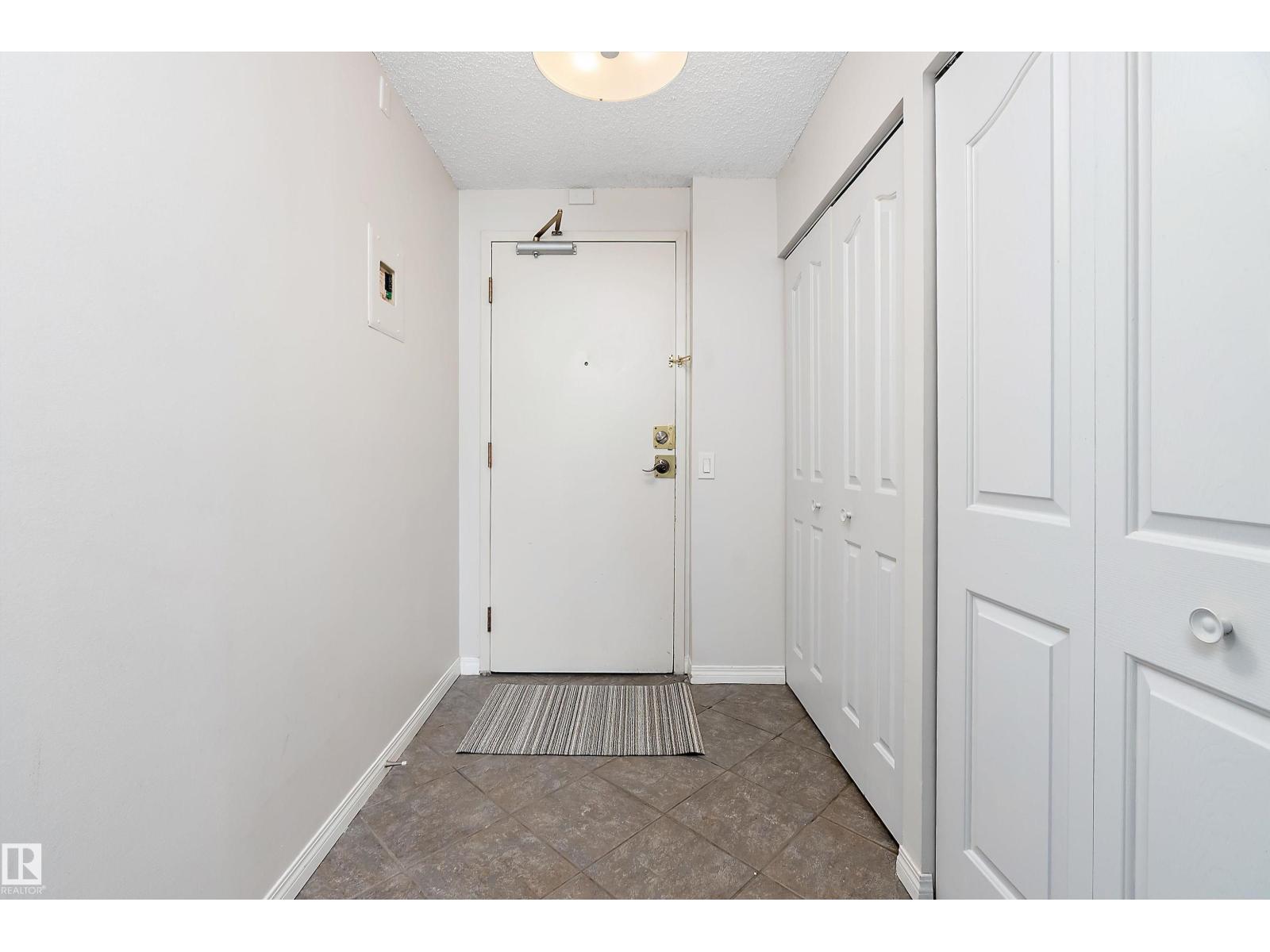Additional image 4 of 901-10145 109 Street NW, Edmonton, AB, T5J3M5