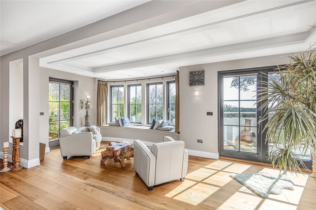 Additional image 11 of 6 bed detached house for saleSea Way, Middleton-On-Sea, West Sussex PO22