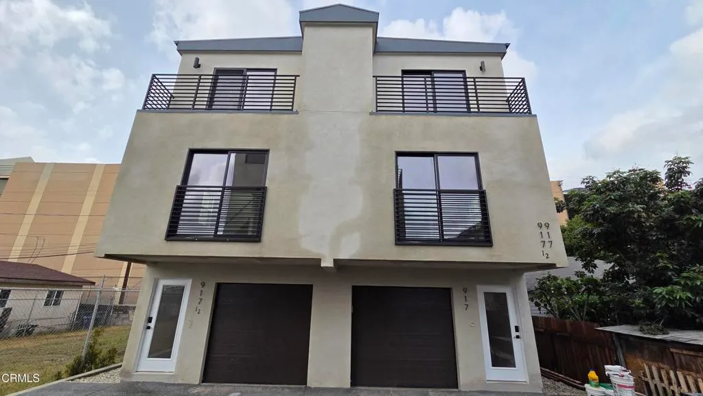 Additional image 32 of 917 N Ridgewood Place, Los Angeles, CA 90038