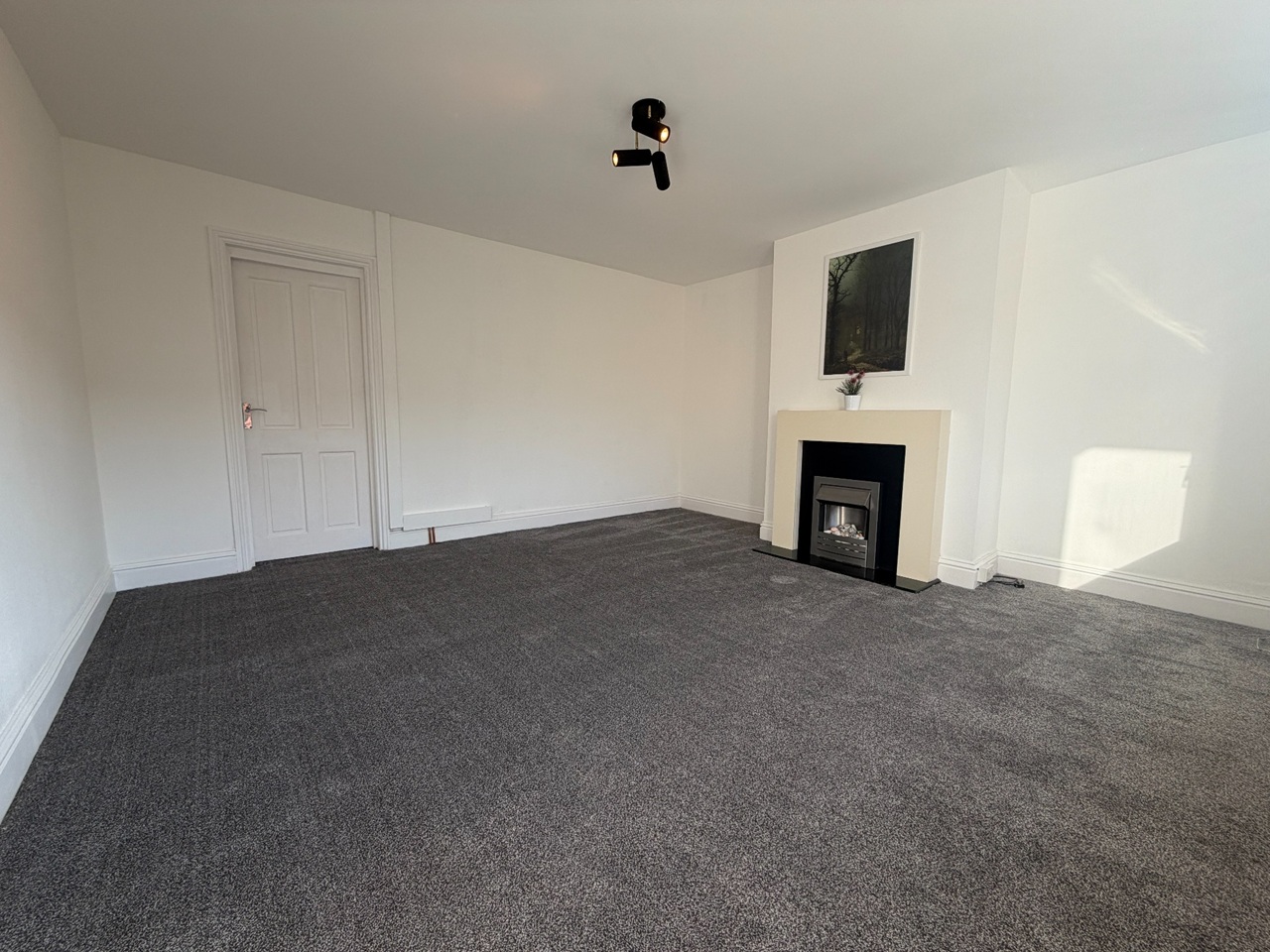 Additional image 3 of 3 Bed End Terrace, Potternewton Avenue, LS7, N1 7GU