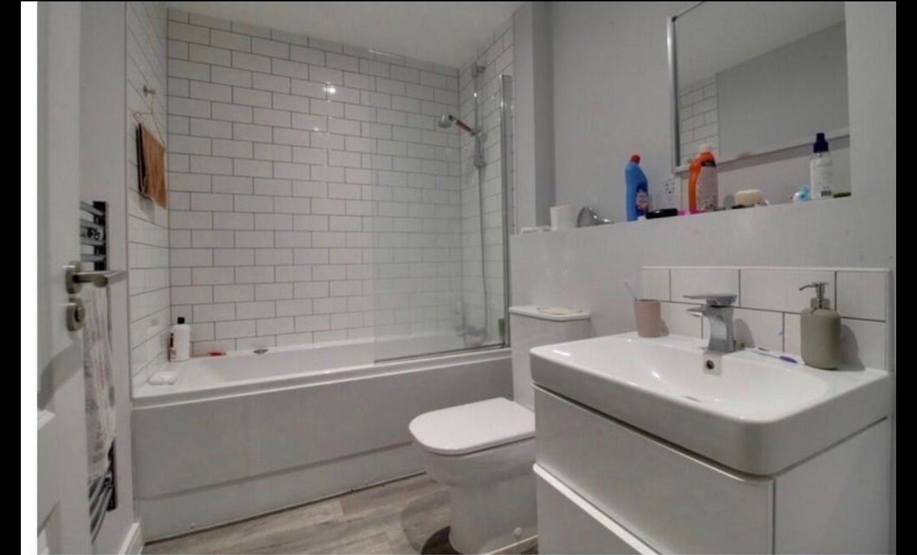 Room in a Shared Flat, Bradford Street, B12, N1 7GU