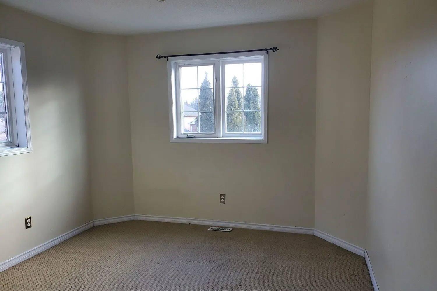 Additional image 20 of 156 Loon Avenue