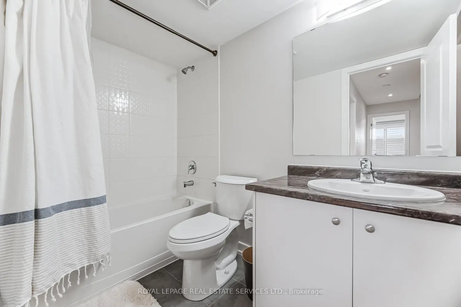 Additional image 10 of 8 Drummond Street 402