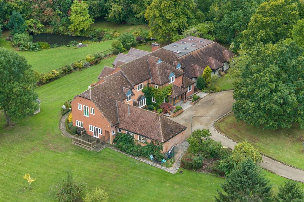 5 bed detached house for saleManor Lane, Claverdon, Warwick CV35