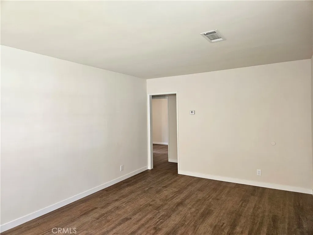 Additional image 29 of 6907 White Oak Ave, Reseda, CA 91335