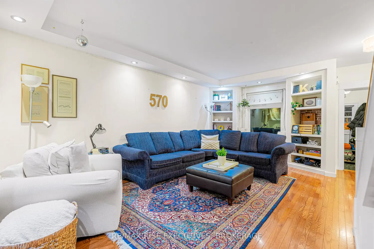 Additional image 4 of 570 Frontenac Street