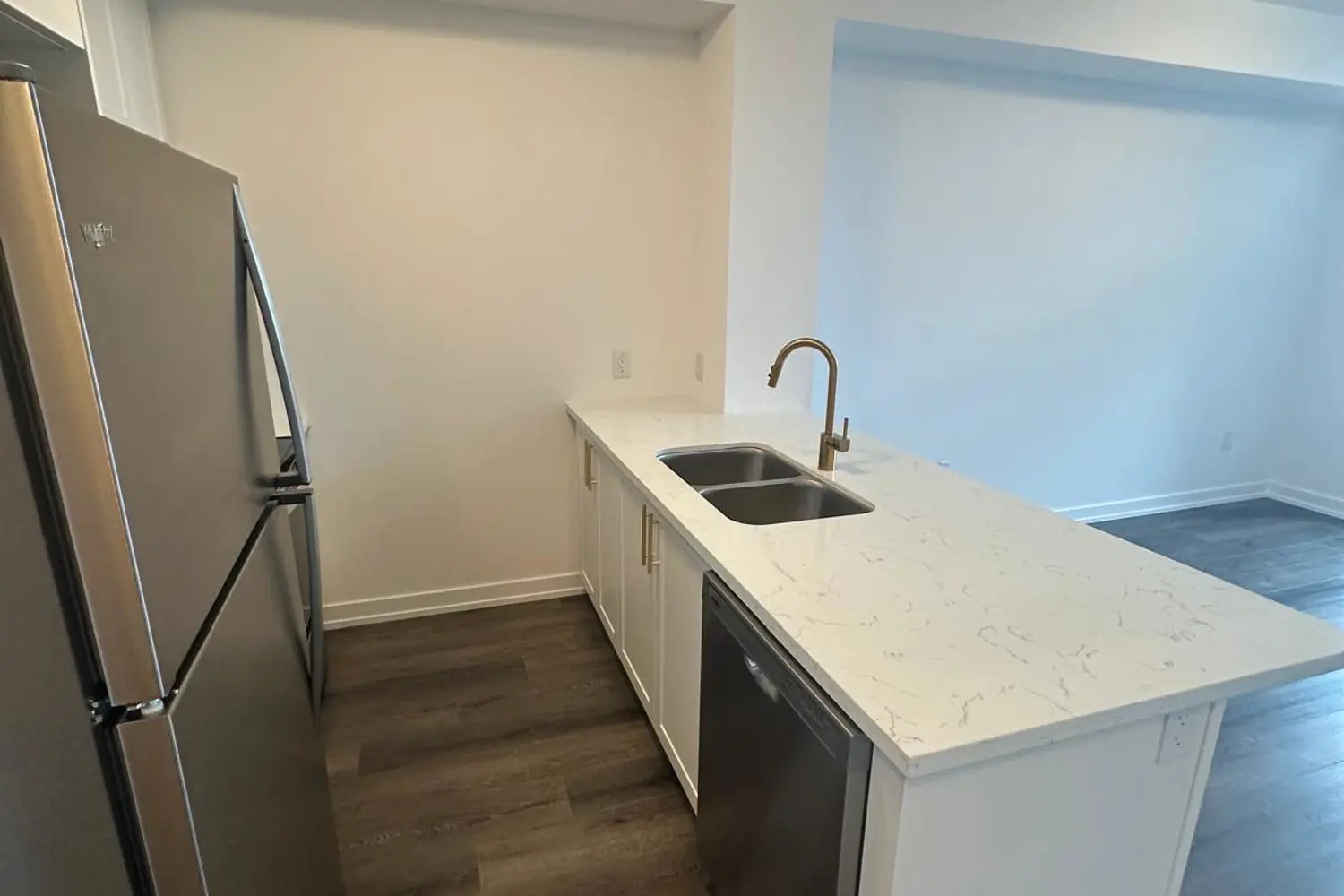 Additional image 3 of 470 Dundas Street 212