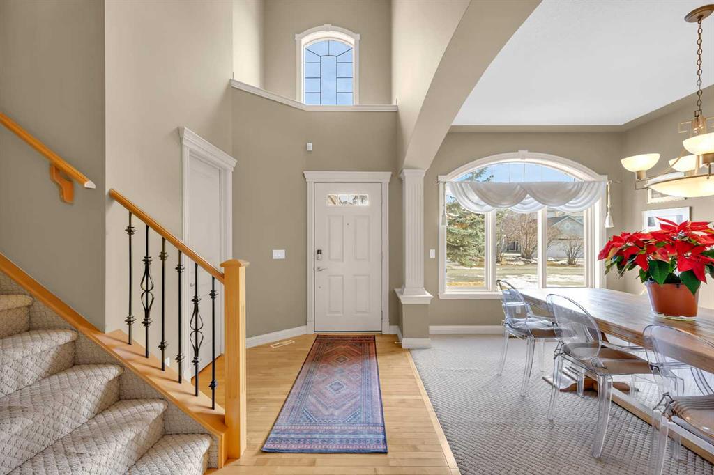 Additional image 4 of 97 Strathridge Close SW, Calgary, AB, T3H 4J3