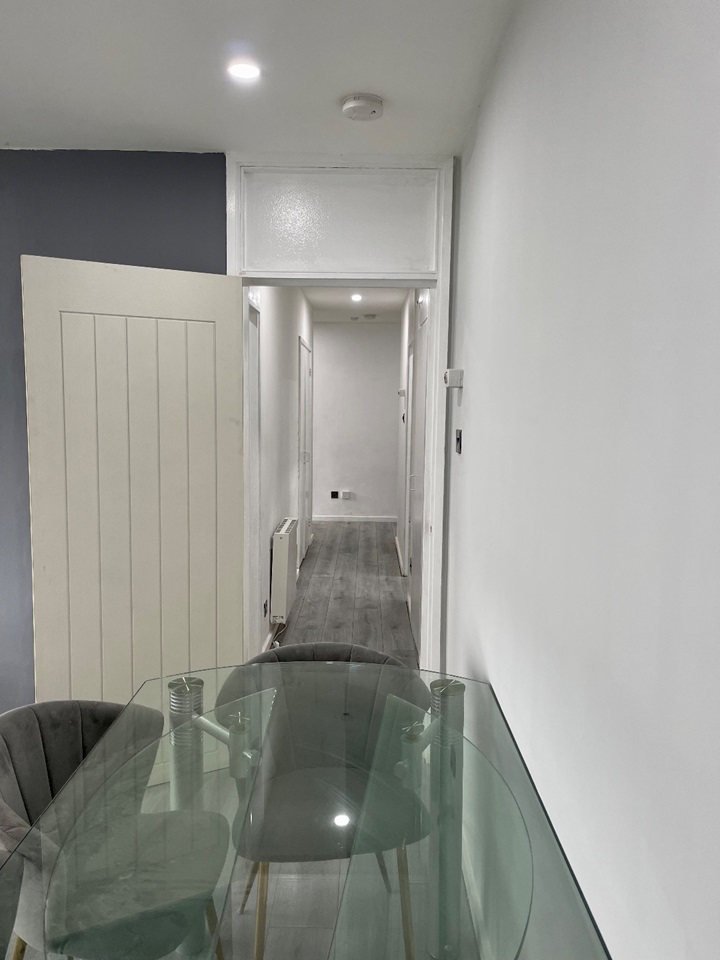 Additional image 6 of 3 Bed Flat, Warwick Crest, B15, N1 7GU