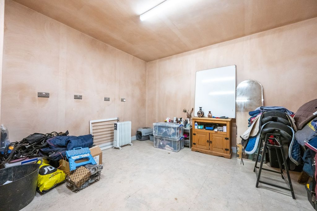 Additional image 23 of 5 bed detached house for sale1 Bankwood, Biggar Road, Carnwath, Lanark ML11