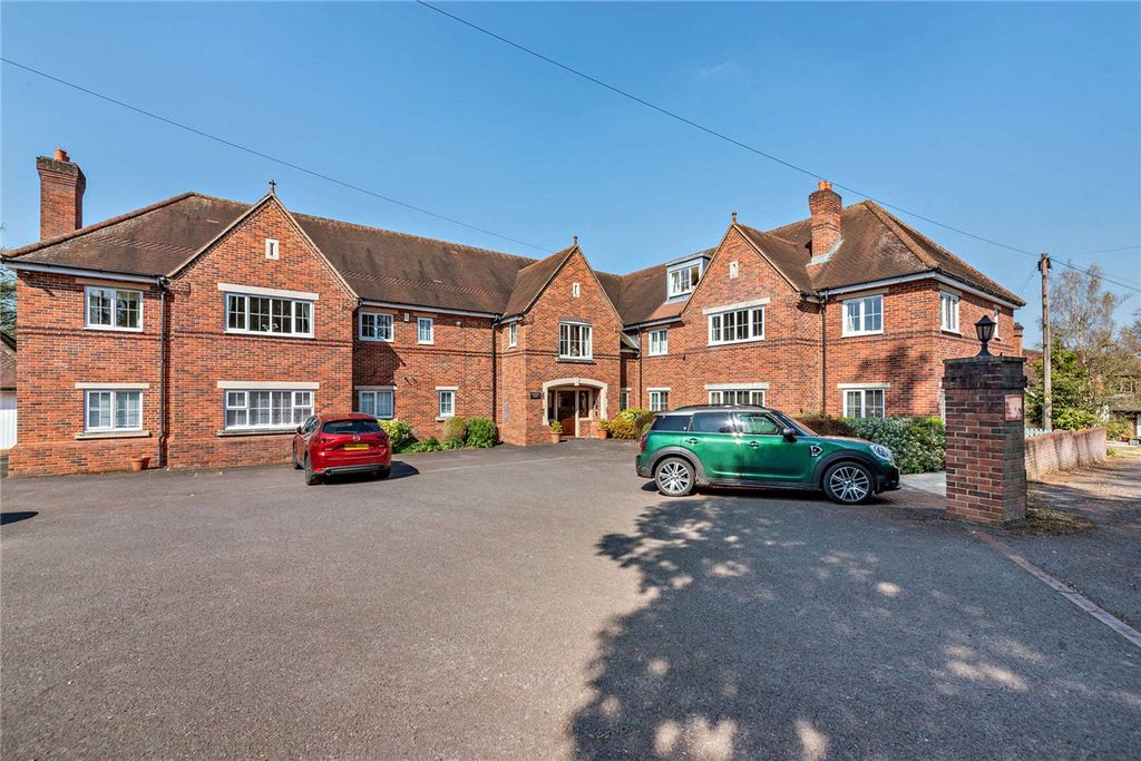Additional image 3 of 3 bed flat for saleWoodridge, Newbury, Berkshire RG14