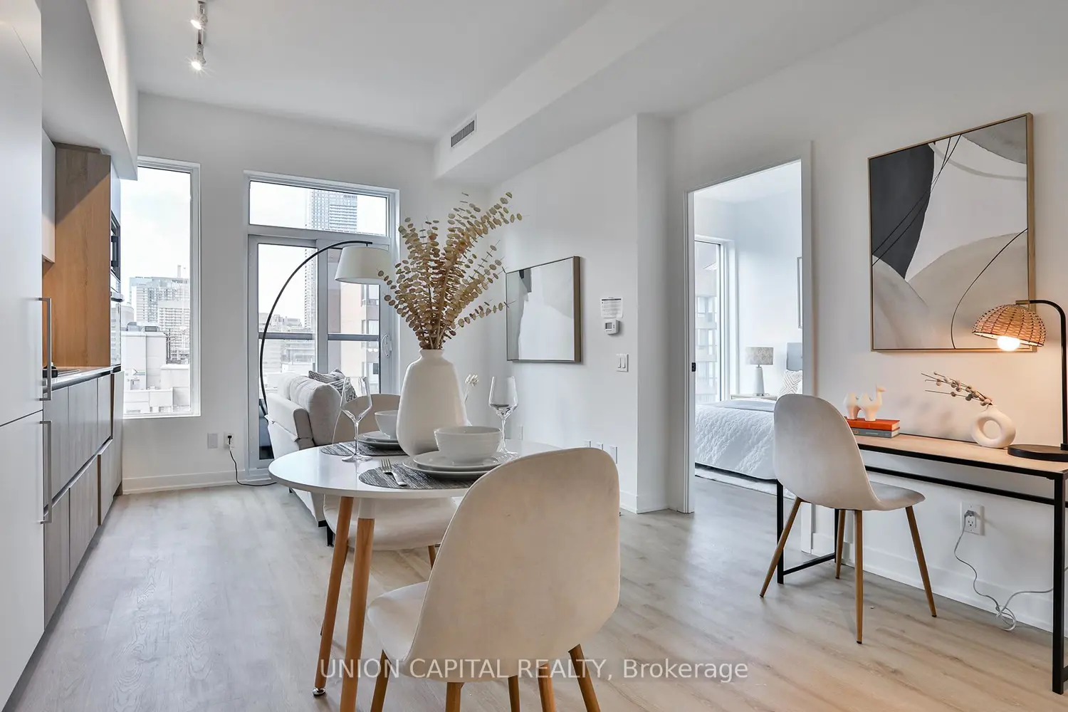 Additional image 3 of 319 Jarvis Street 1005