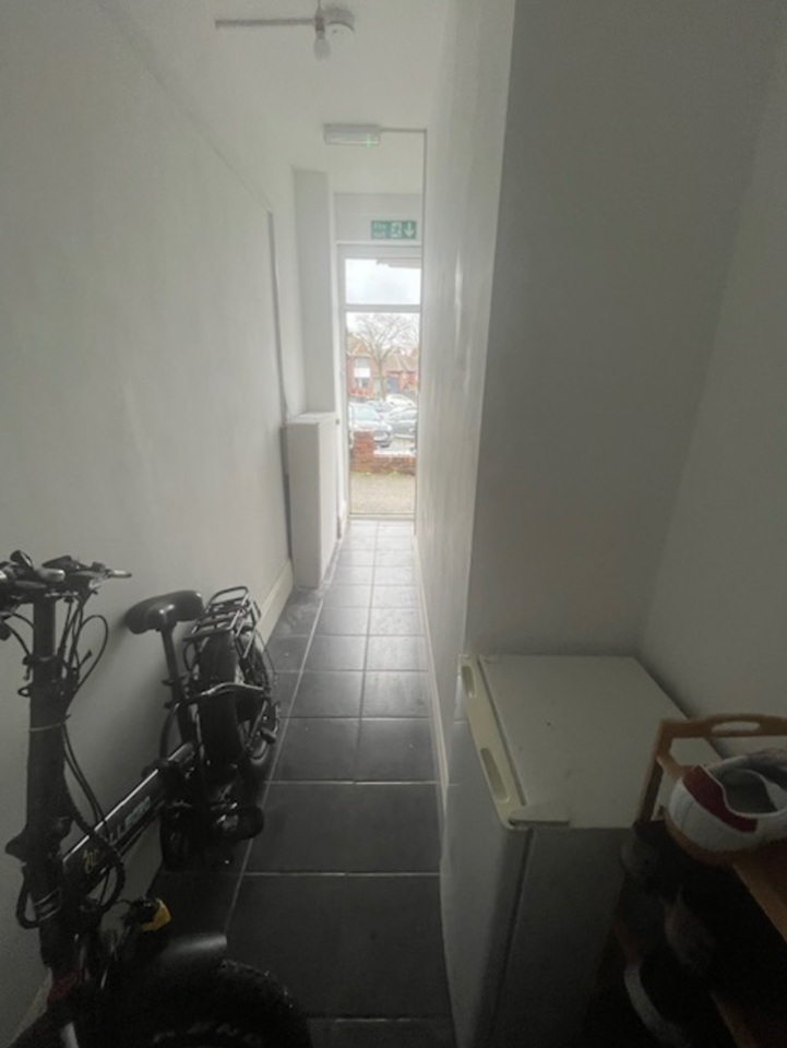 Additional image 10 of 2 Bed Flat, Kingstanding Road, B44, B44 8JP