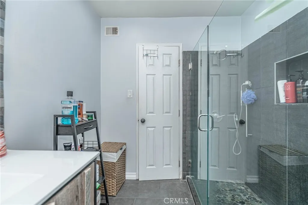 Additional image 33 of 325 Cedar Ave, Long Beach, CA 90802