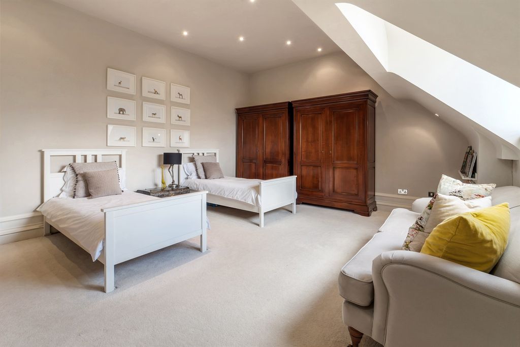 Additional image 15 of 3 bed flat for saleOakwood House, Beechfield Road, Alderley Edge SK9