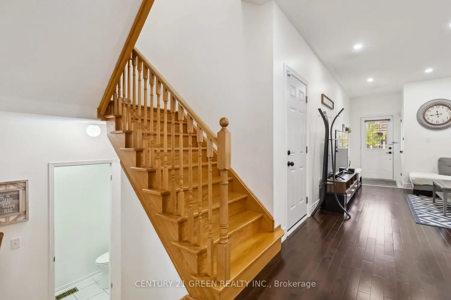 Additional image 6 of 98 Personna Circle