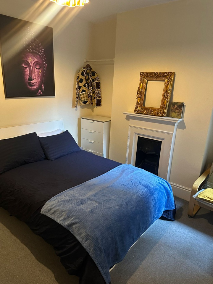 Room in a Shared Flat, Effra Mansions, SW2, N1 7GU