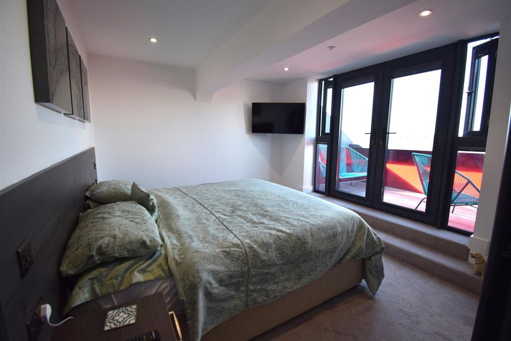 Additional image 15 of 2 bed flat for saleSouth Quays, Long Row, South Shields NE33