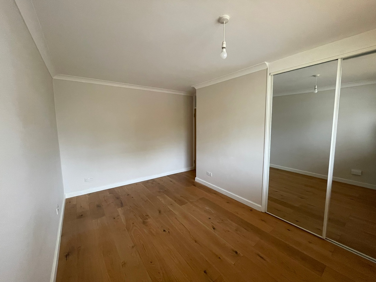 Additional image 10 of 2 Bed Flat, Shaw Court, SW11, N1 7GU