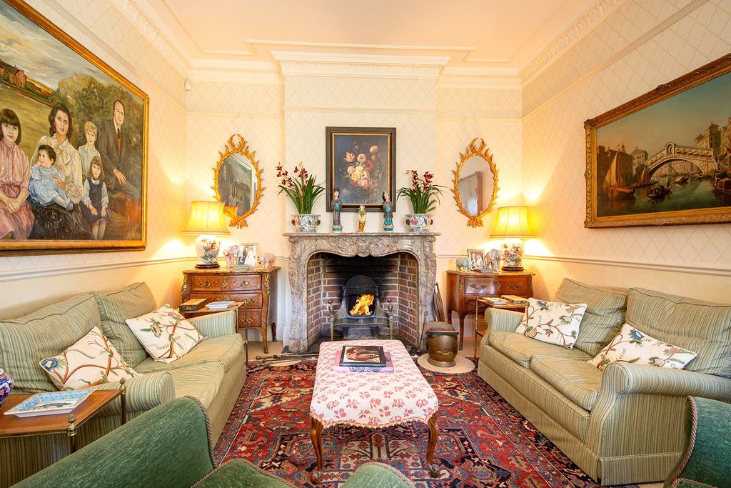 Additional image 15 of 7 bed detached house for saleHollington Lane, Woolton Hill, Newbury, Hampshire RG20