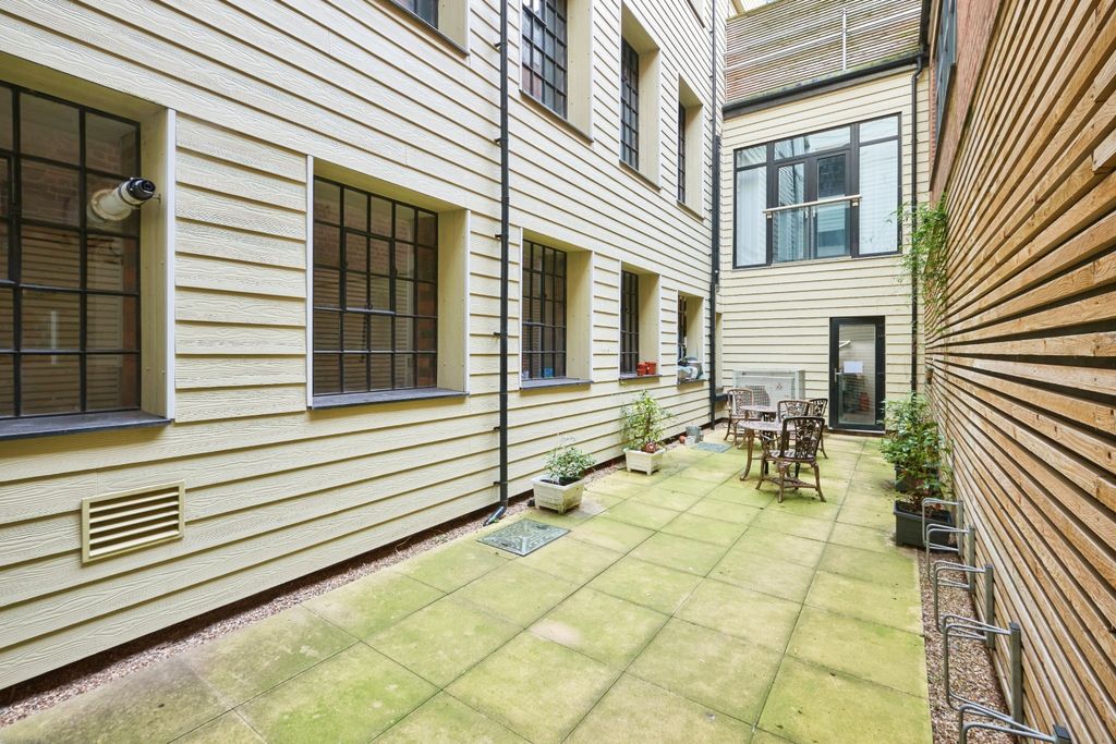 Additional image 19 of 2 bed flat for saleCaroline Street, Birmingham B3