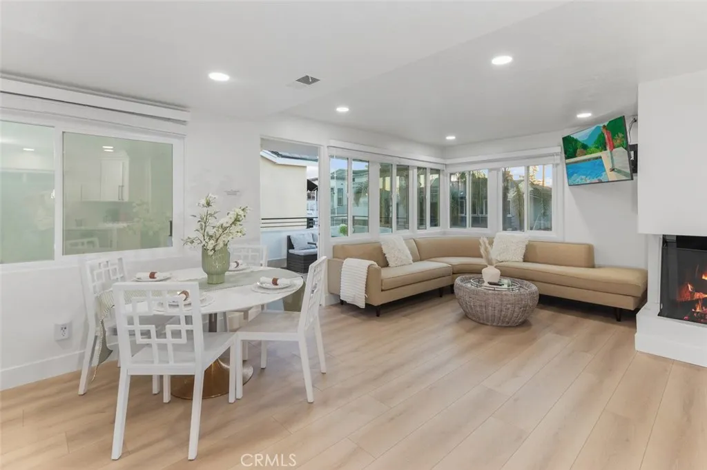 Additional image 6 of 114 Onyx Ave, Newport Beach, CA 92662