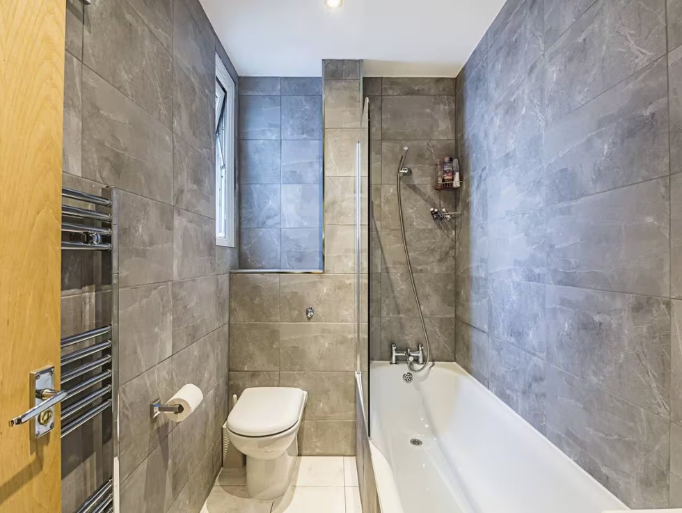 Additional image 11 of Room in a Shared Flat, North End Road, W14, N1 7GU