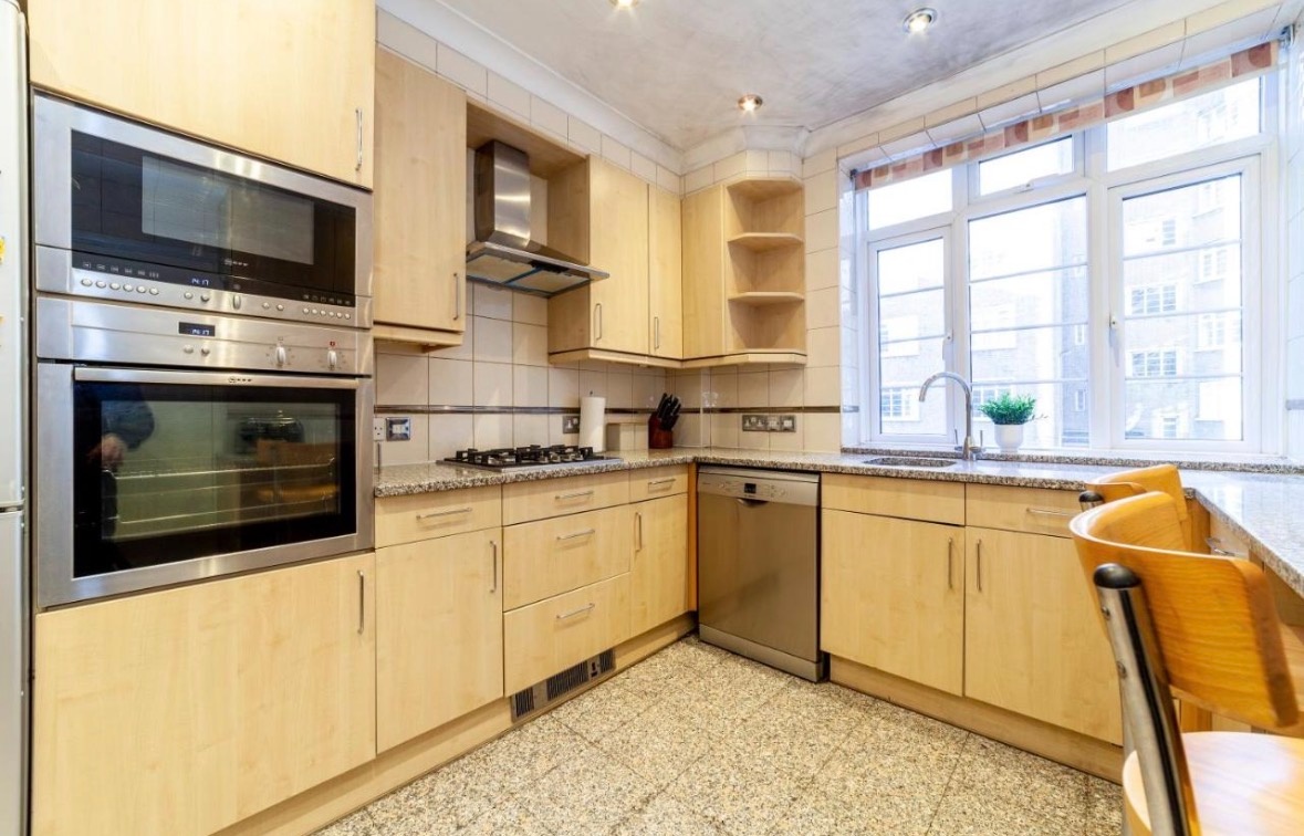 Additional image 9 of 3 Bed Flat, Regency Lodge, NW3, N1 7GU