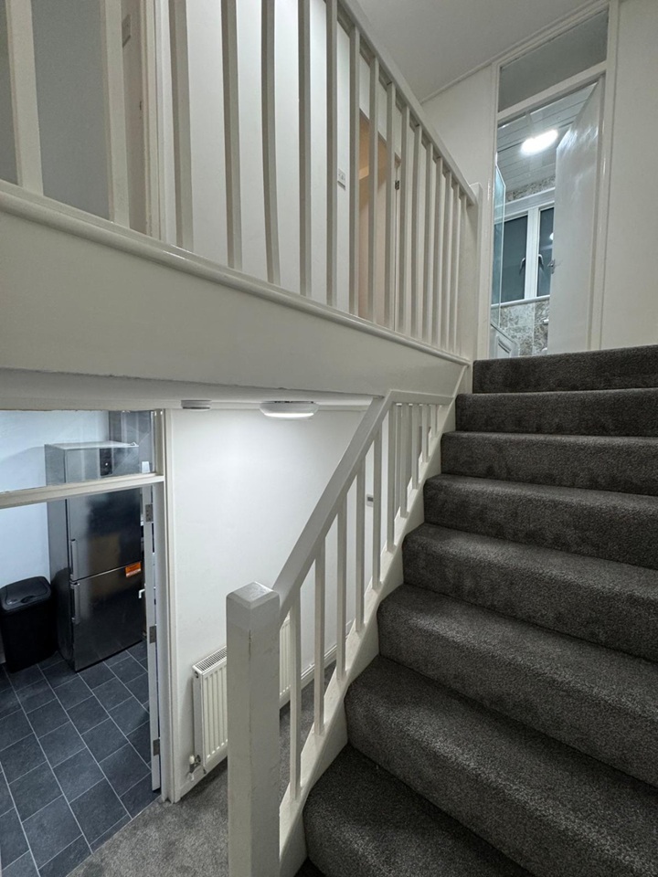 Additional image 11 of 4 Bed Flat, Ramsfort House, SE16, N1 7GU